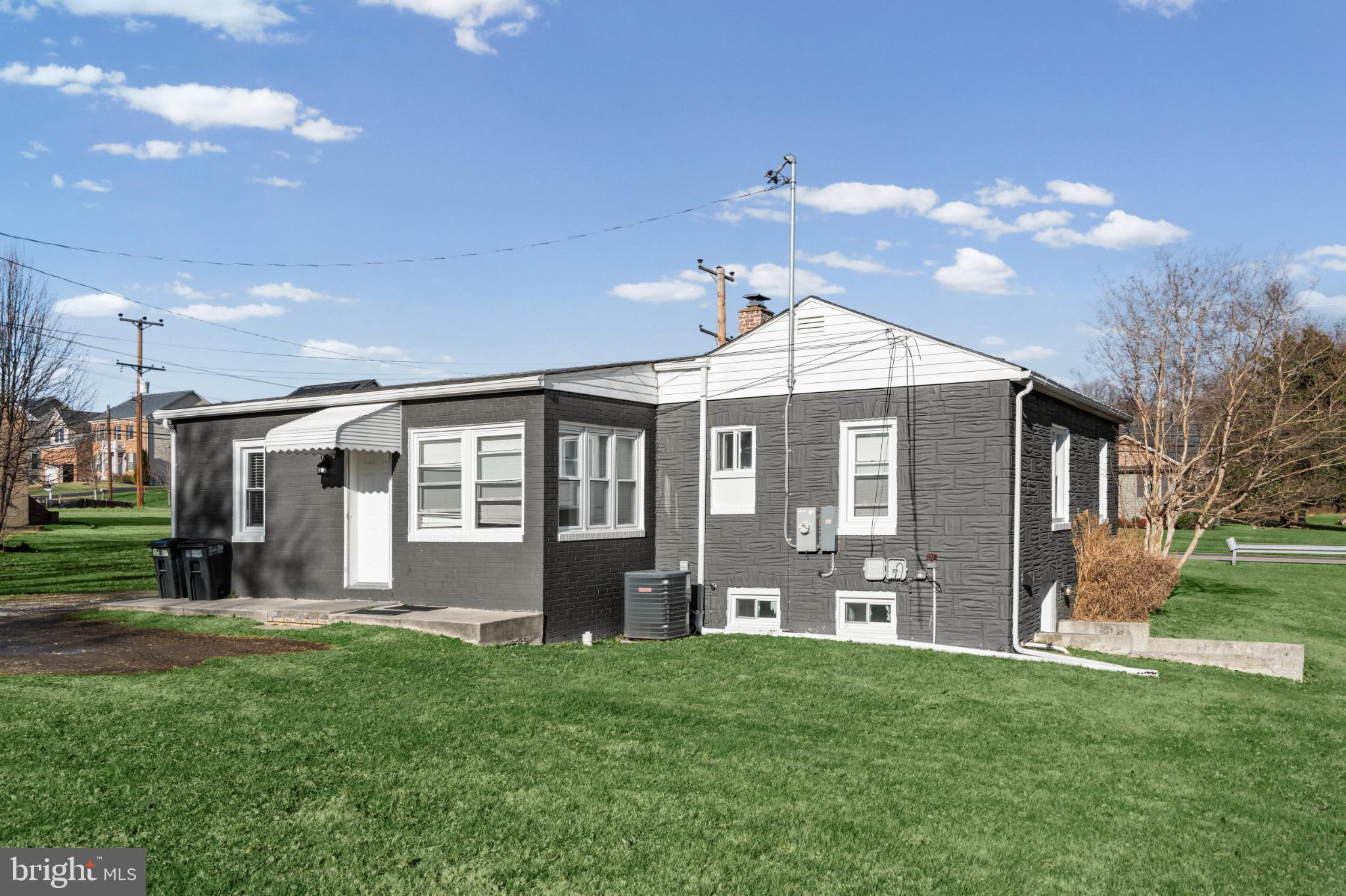 PERRY HALL - Residential