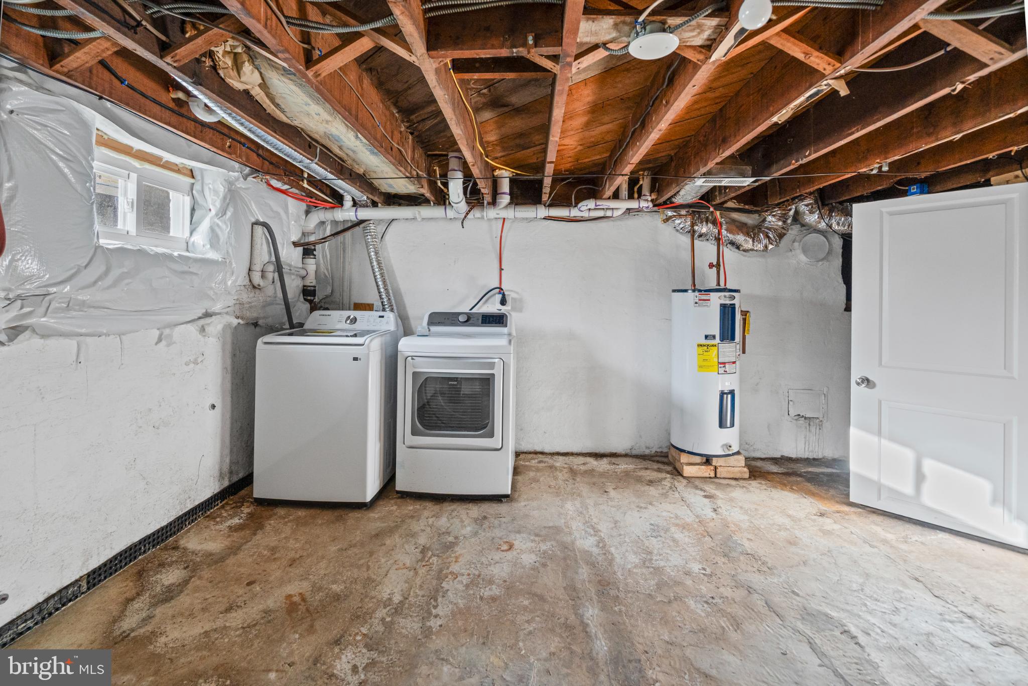 PERRY HALL - Residential