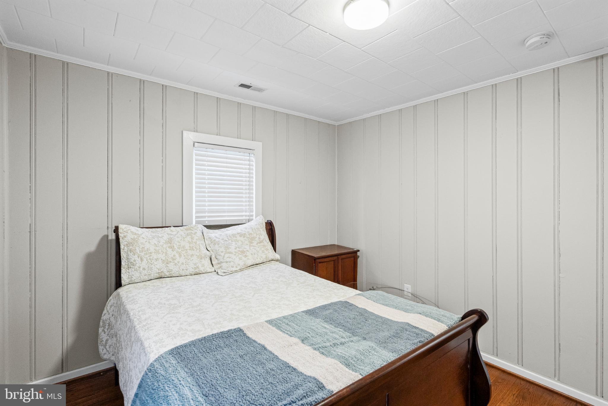 PERRY HALL - Residential