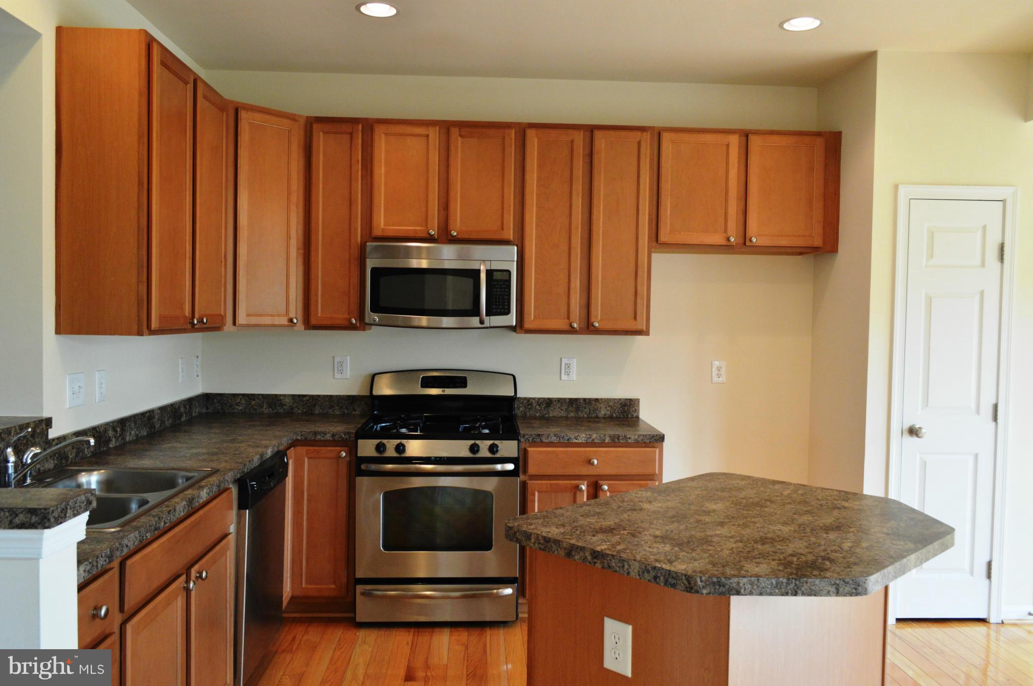 TANYARD SPRINGS - Residential