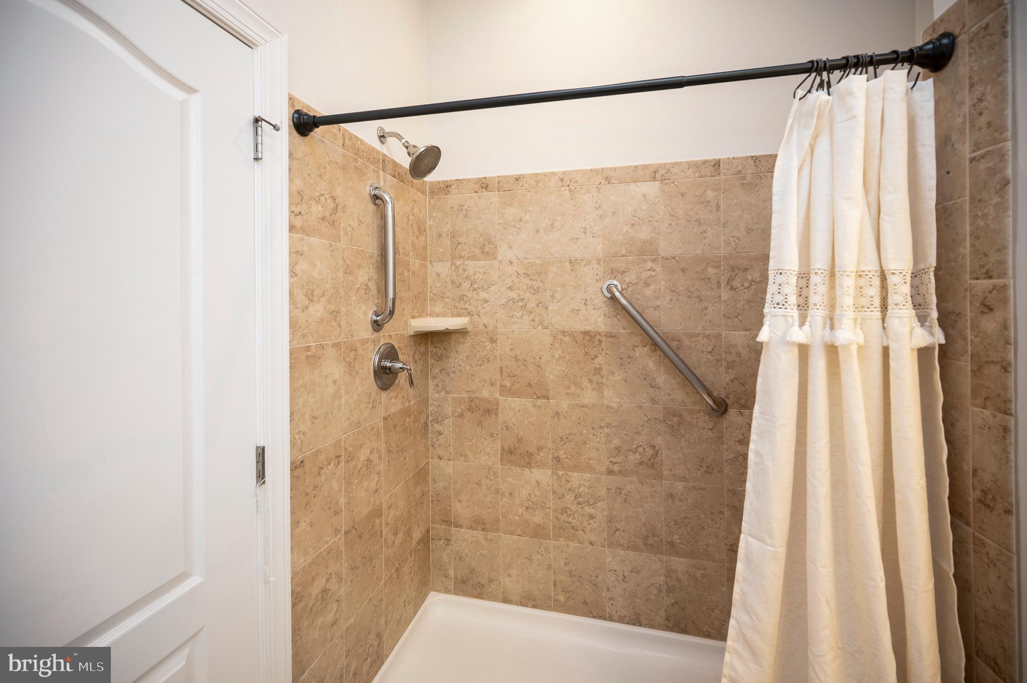 REGENCY AT CHANCELLORSVILLE - Residential