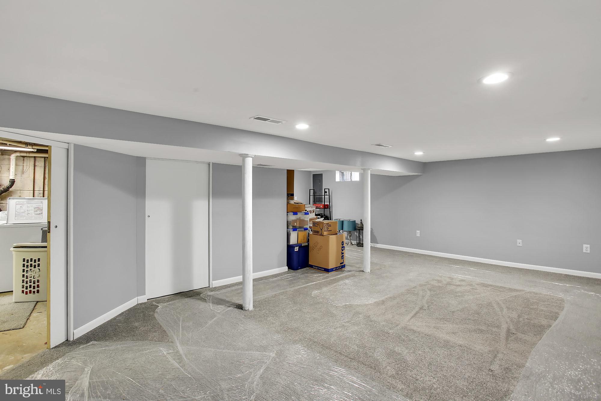 CARROLLTON MANOR - Residential