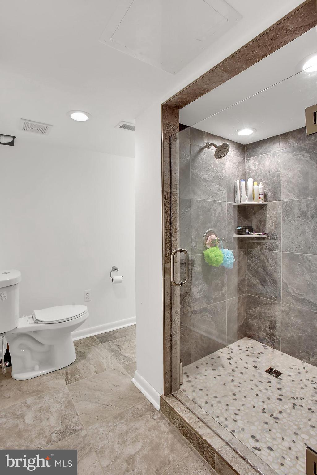 CARROLLTON MANOR - Residential