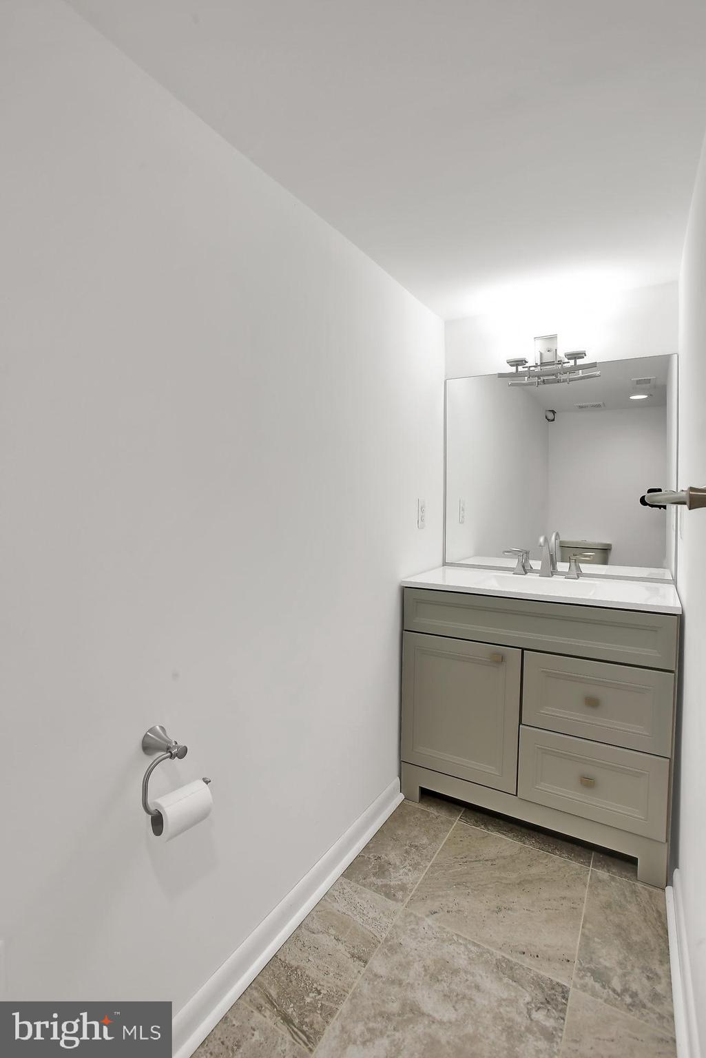 CARROLLTON MANOR - Residential