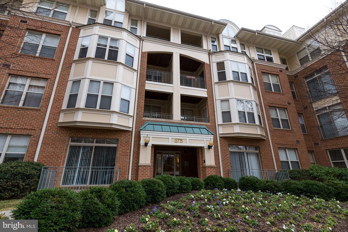 11775 STRATFORD HOUSE PLACE 404