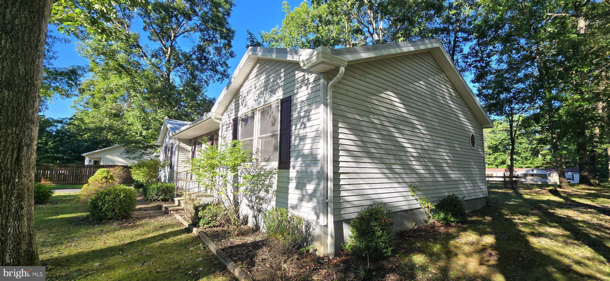 123 B STREET