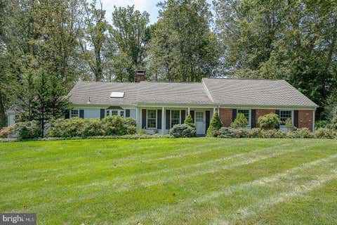 Photo of 738 Woodcrest Road, WAYNE, PA 19087 (MLS # PADE2120484)