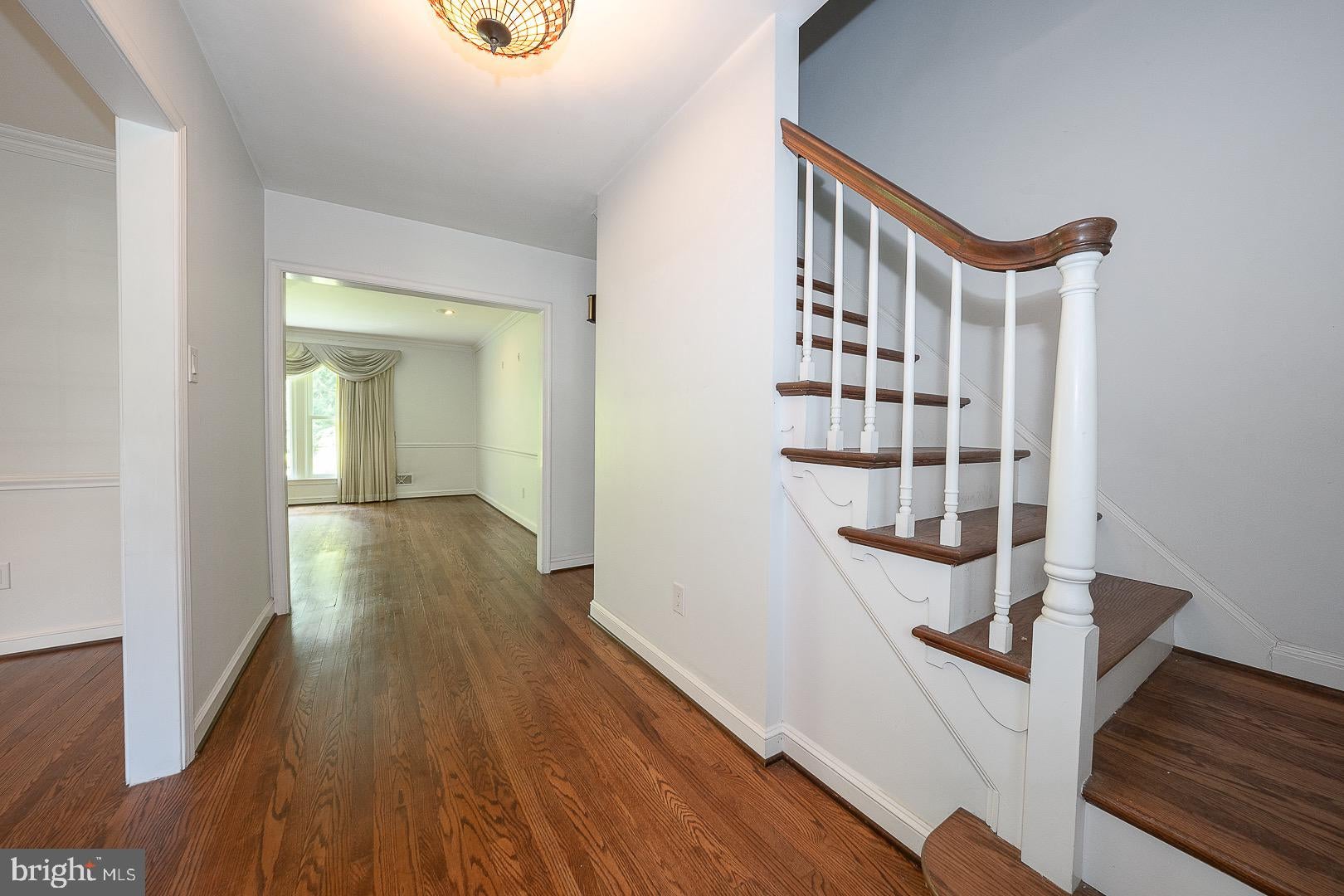738 WOODCREST ROAD