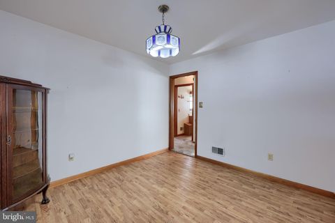 Tiny photo for 605 N Mount Joy Street, ELIZABETHTOWN, PA 17022 (MLS # PALA2082958)