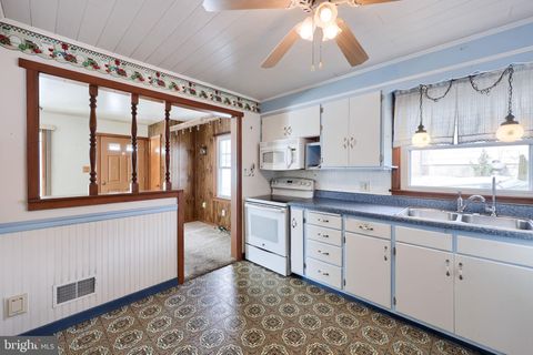 Tiny photo for 605 N Mount Joy Street, ELIZABETHTOWN, PA 17022 (MLS # PALA2082958)