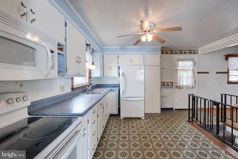 Tiny photo for 605 N Mount Joy Street, ELIZABETHTOWN, PA 17022 (MLS # PALA2082958)