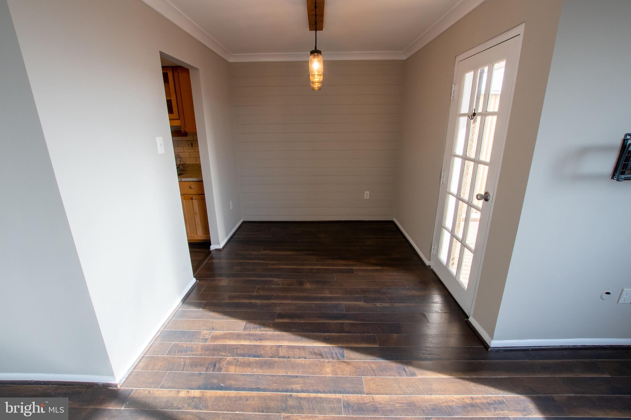 LORCOM HOUSE - Residential