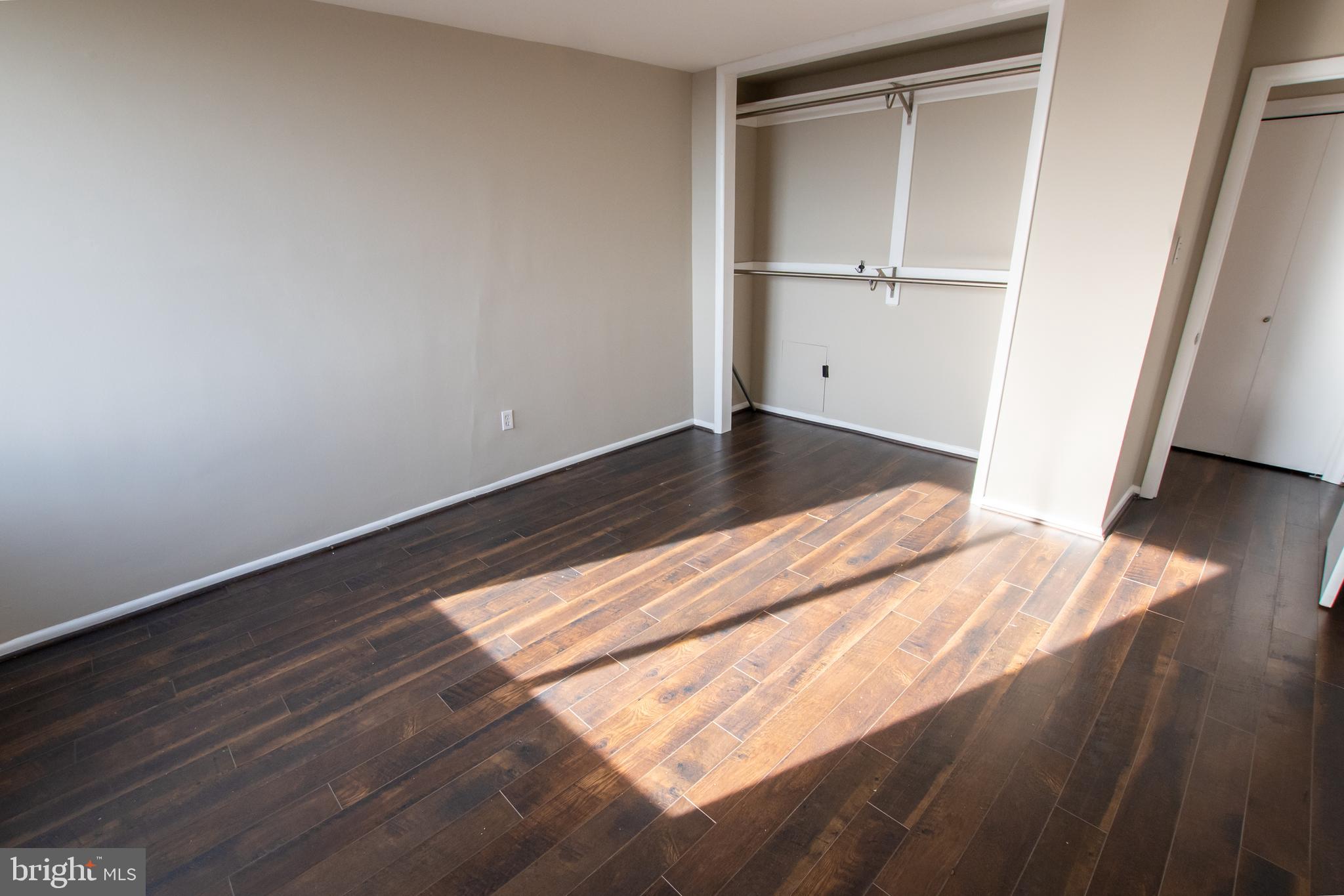 LORCOM HOUSE - Residential