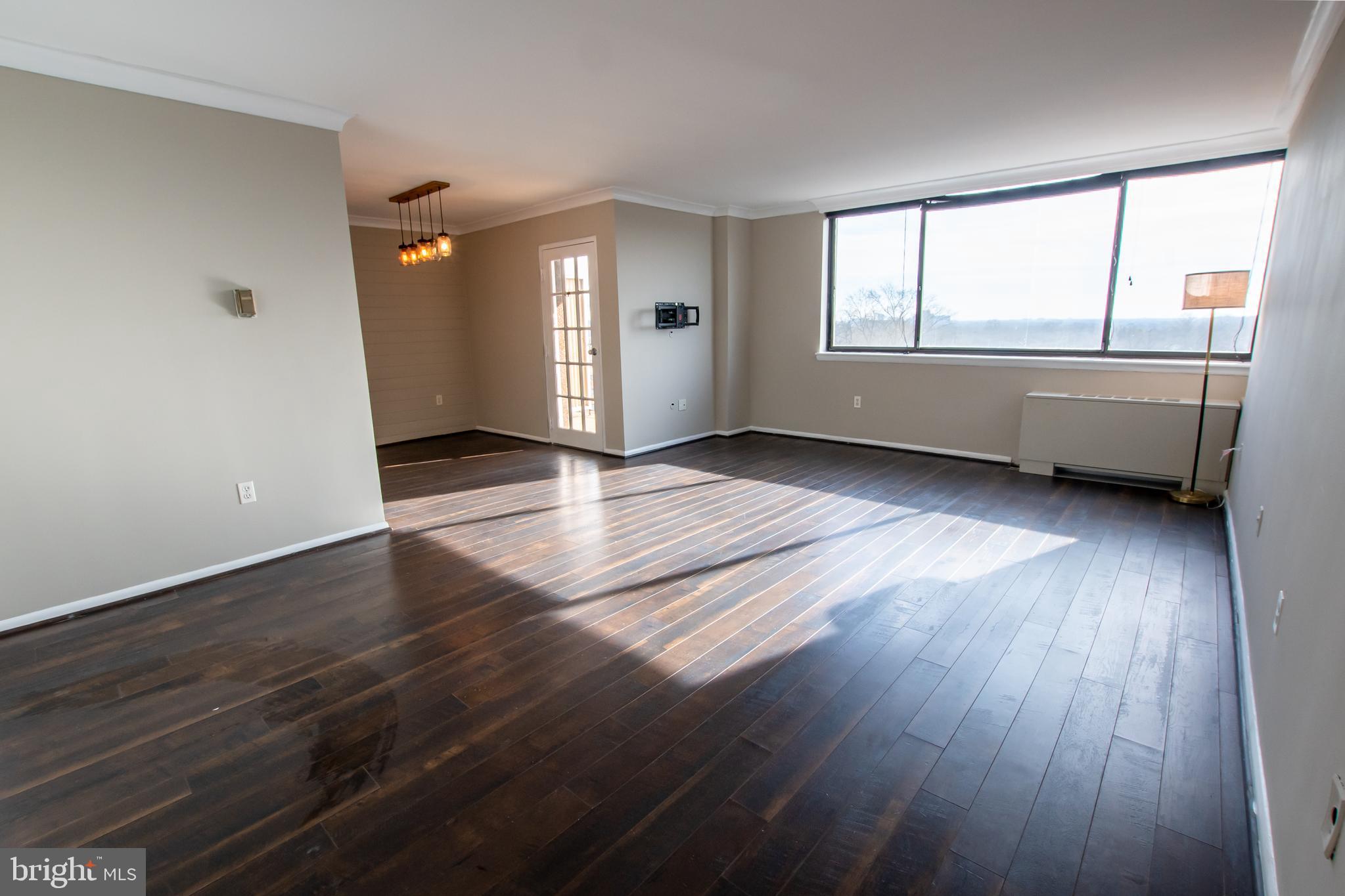 LORCOM HOUSE - Residential