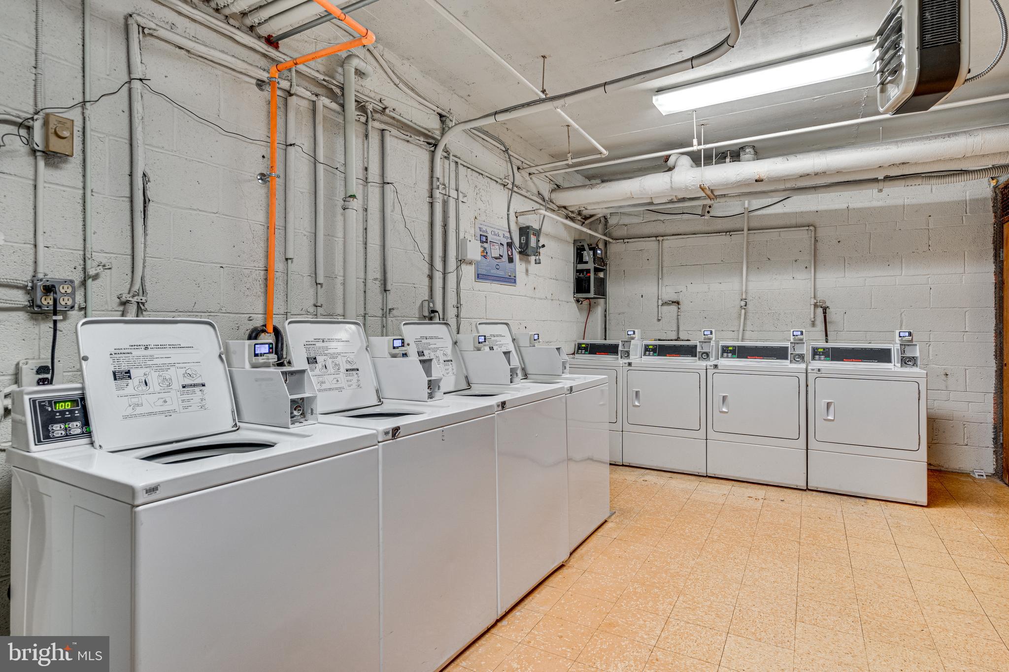 LORCOM HOUSE - Residential