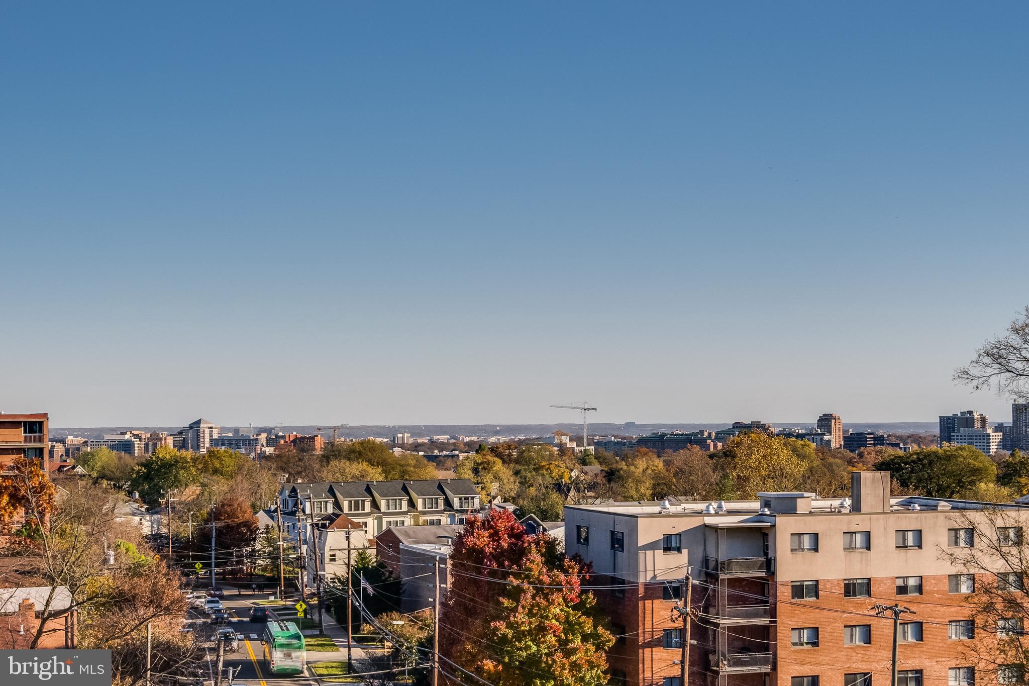 LORCOM HOUSE - Residential