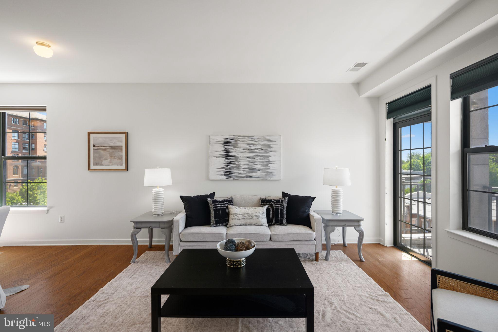 CHARLES VILLAGE - Residential