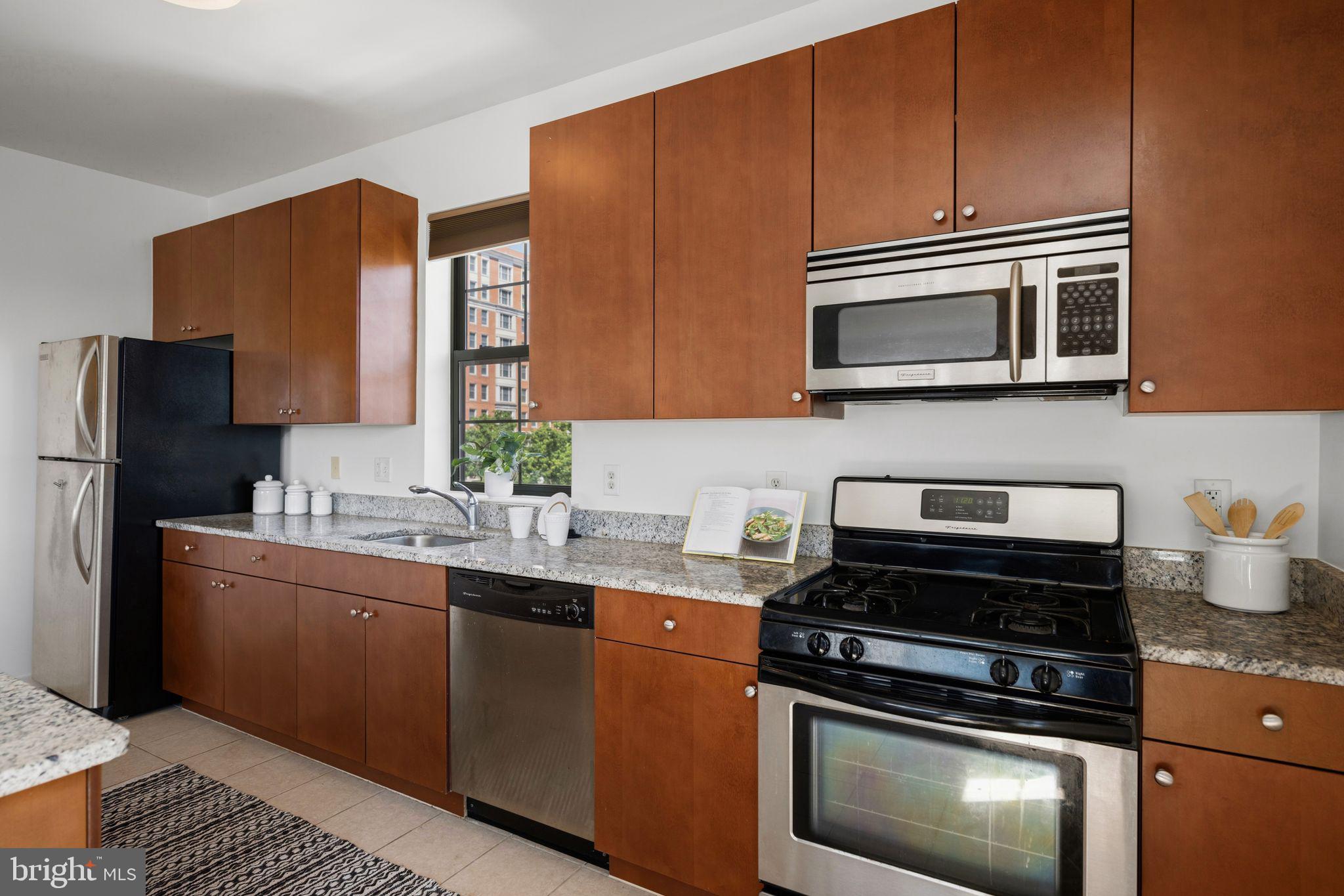 CHARLES VILLAGE - Residential