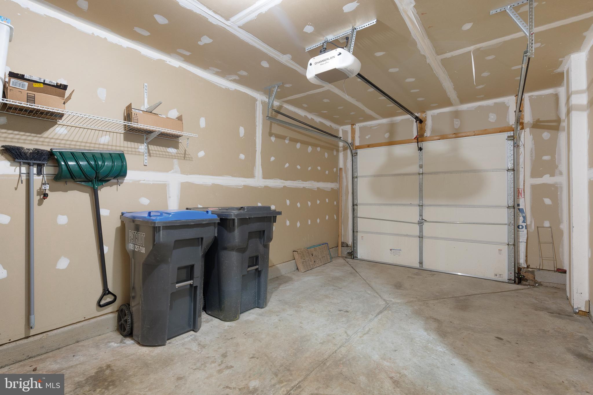 FAIRCREST - Residential Lease