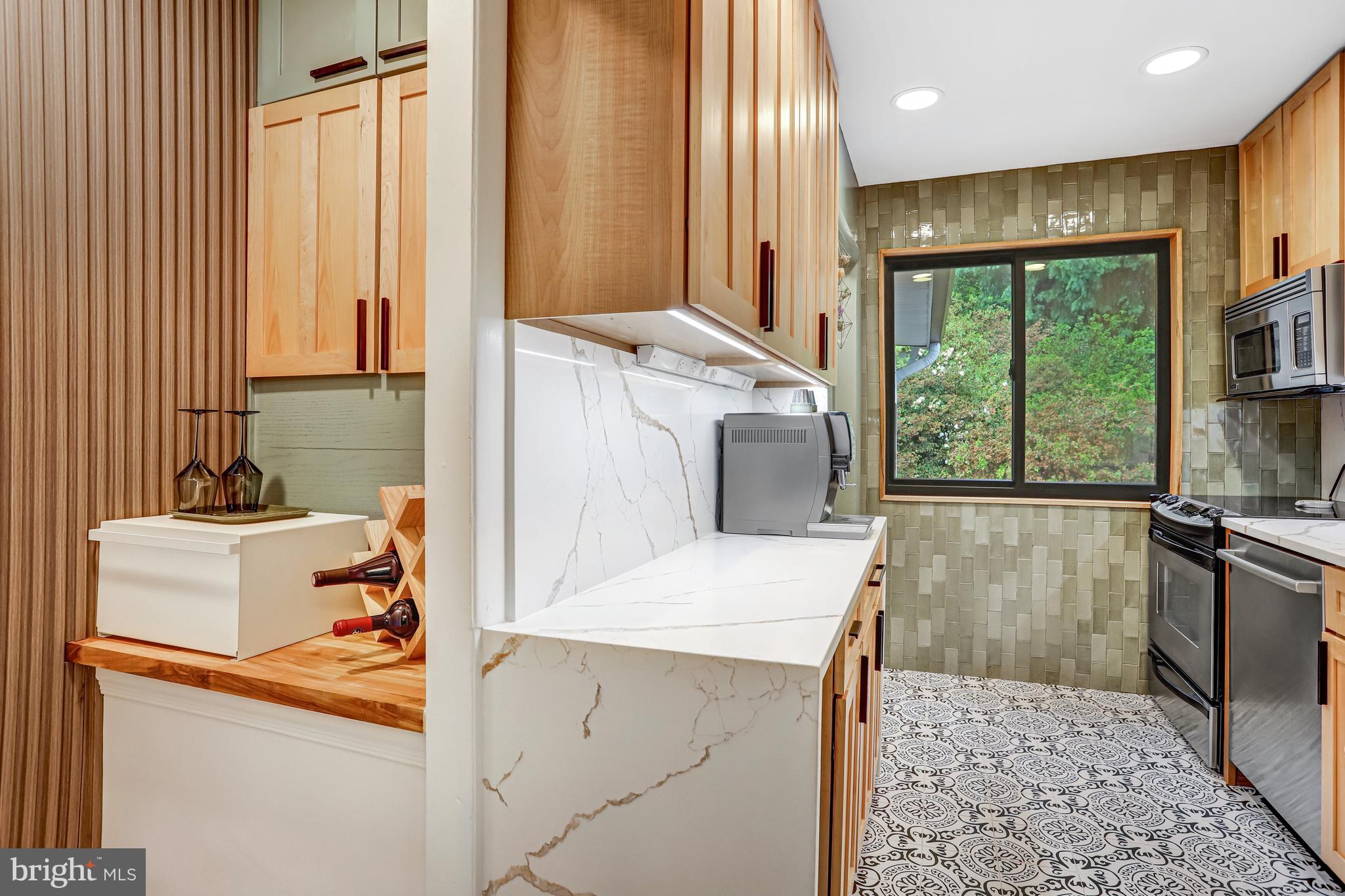 HOMEWOOD - Residential