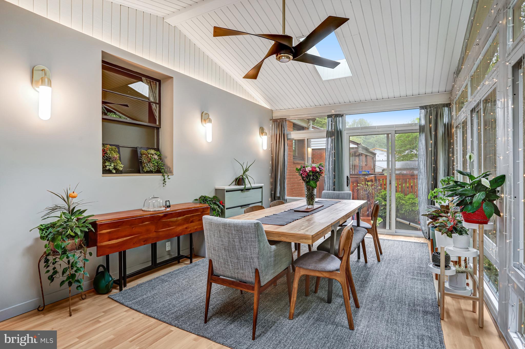 HOMEWOOD - Residential