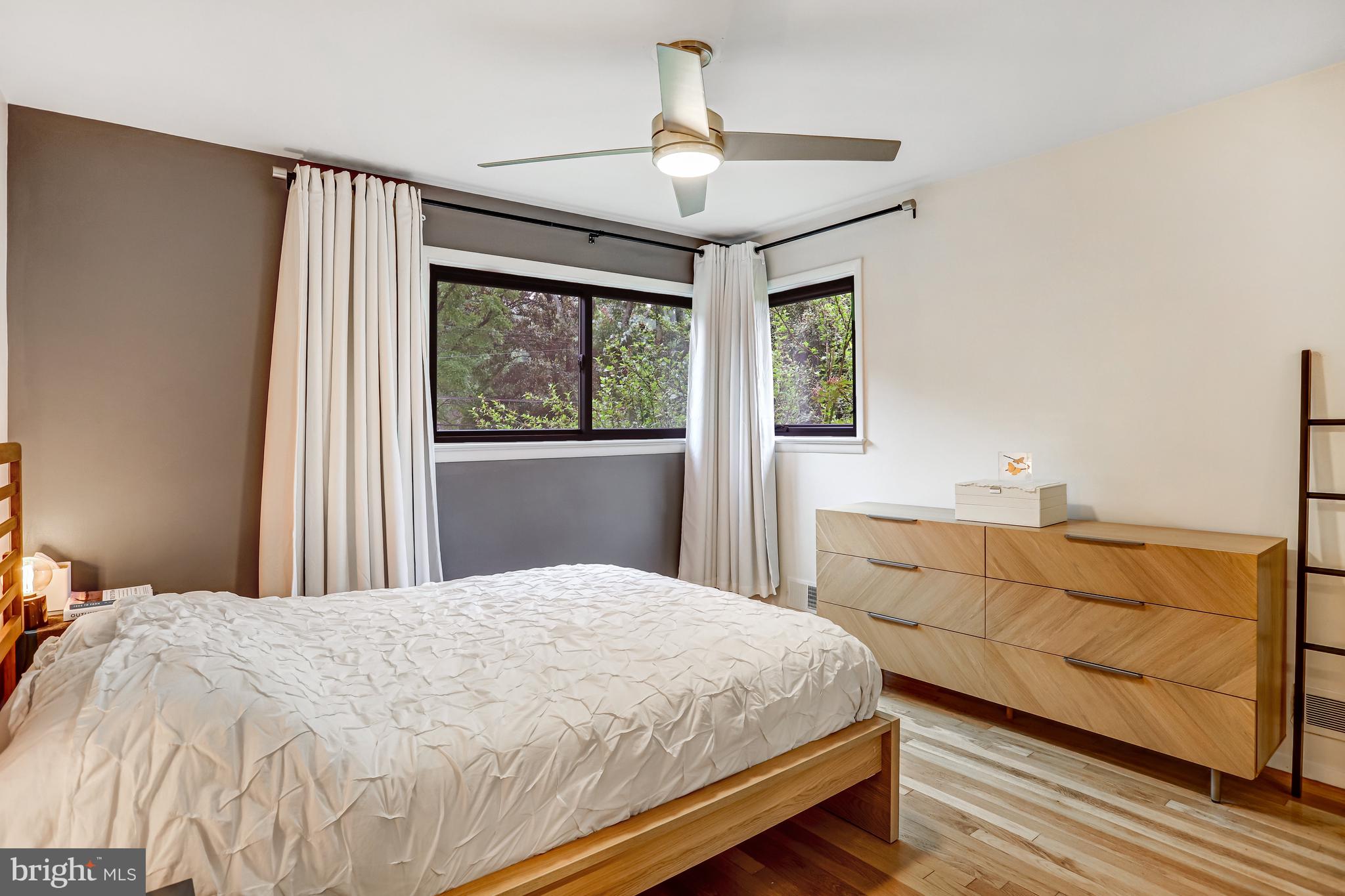 HOMEWOOD - Residential