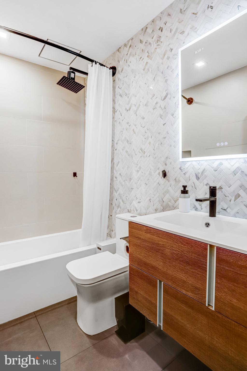 HOMEWOOD - Residential