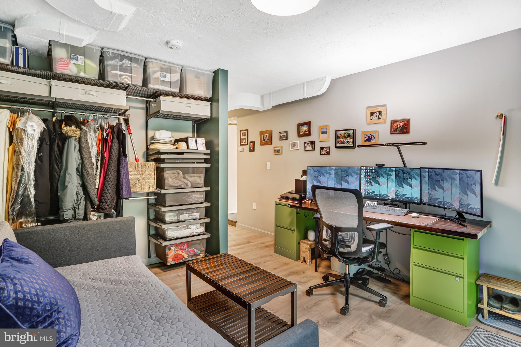 HOMEWOOD - Residential