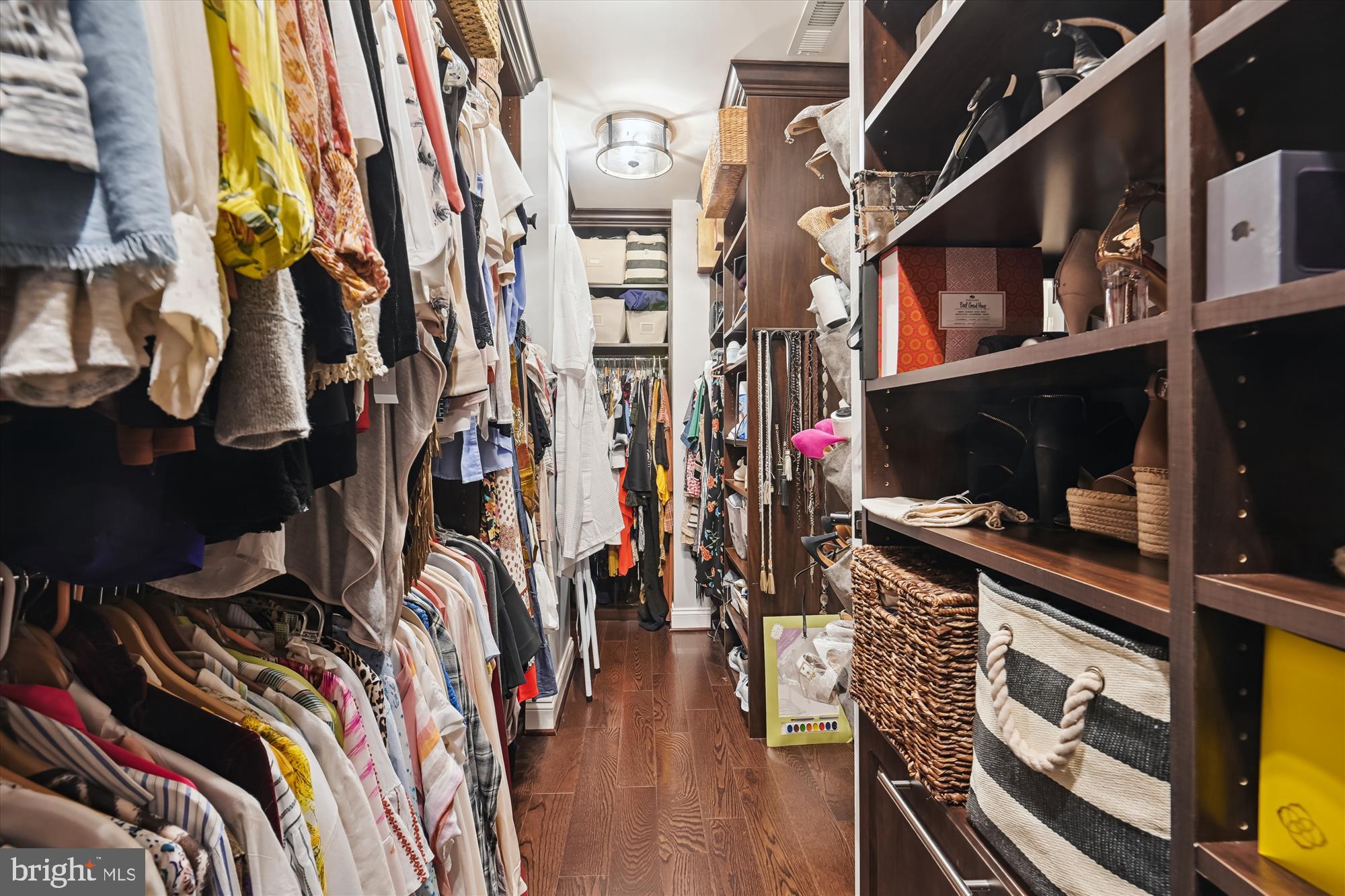 BARONS BROOK - Residential