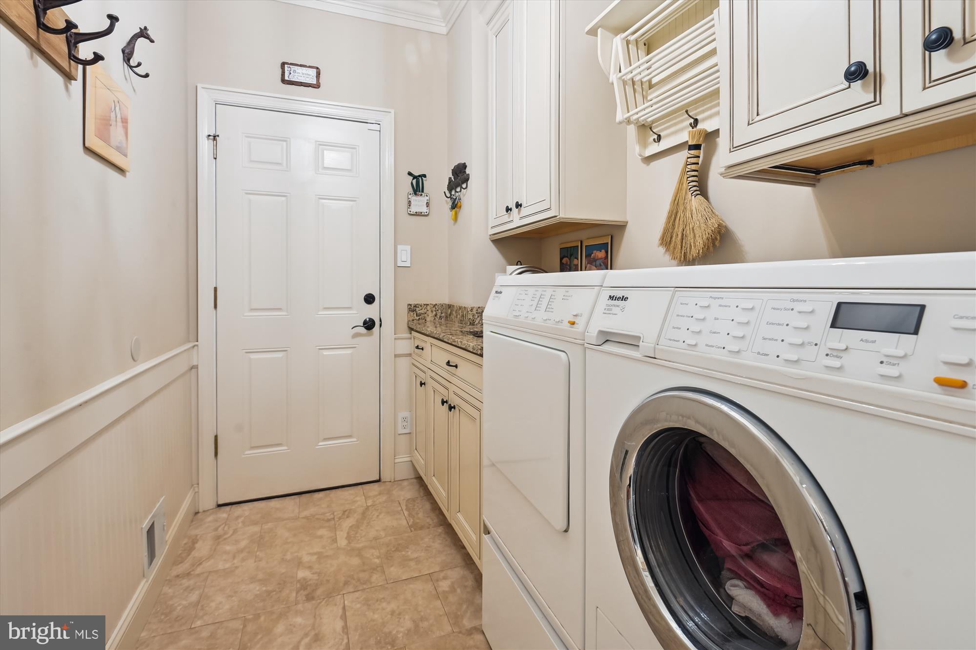 BARONS BROOK - Residential