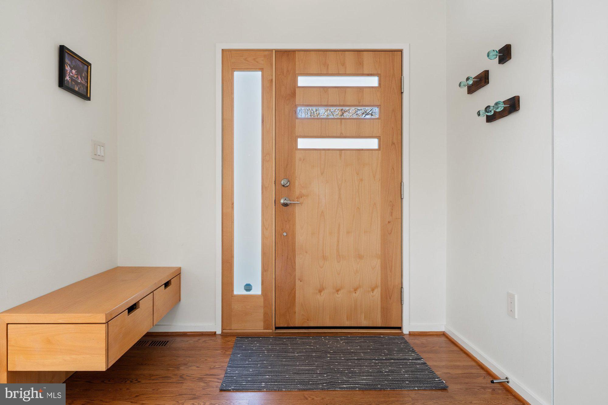 RESTON - Residential