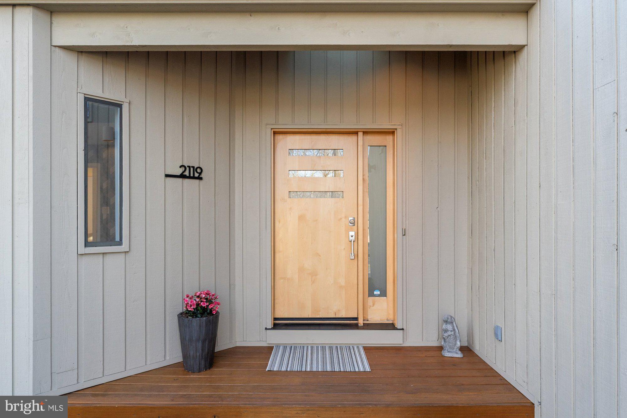 RESTON - Residential