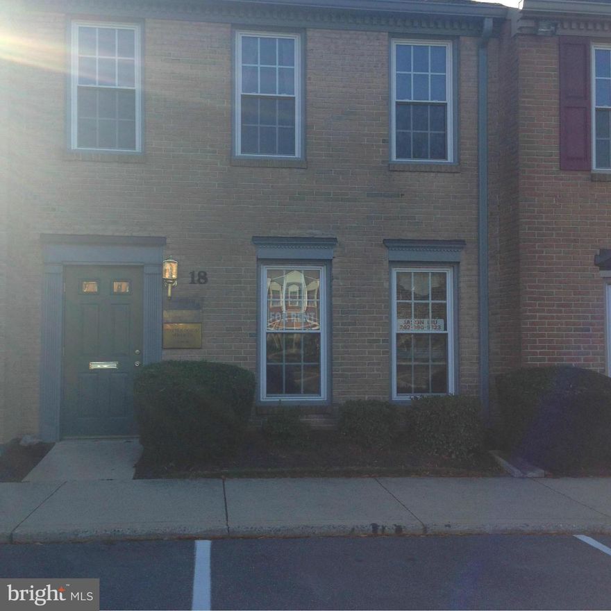 Great office space in a prime location in the heart of Rockville. Minutes from Rockville Town Center, Montgomery College and Metro. 2 offices, one bathroom, one closet.