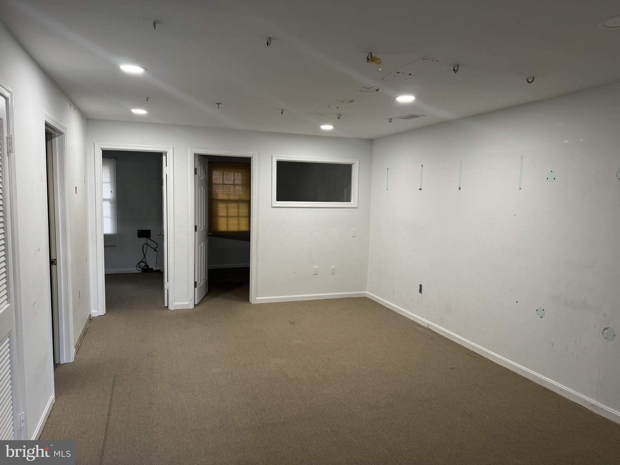 JACKSON PLACE - Commercial Lease