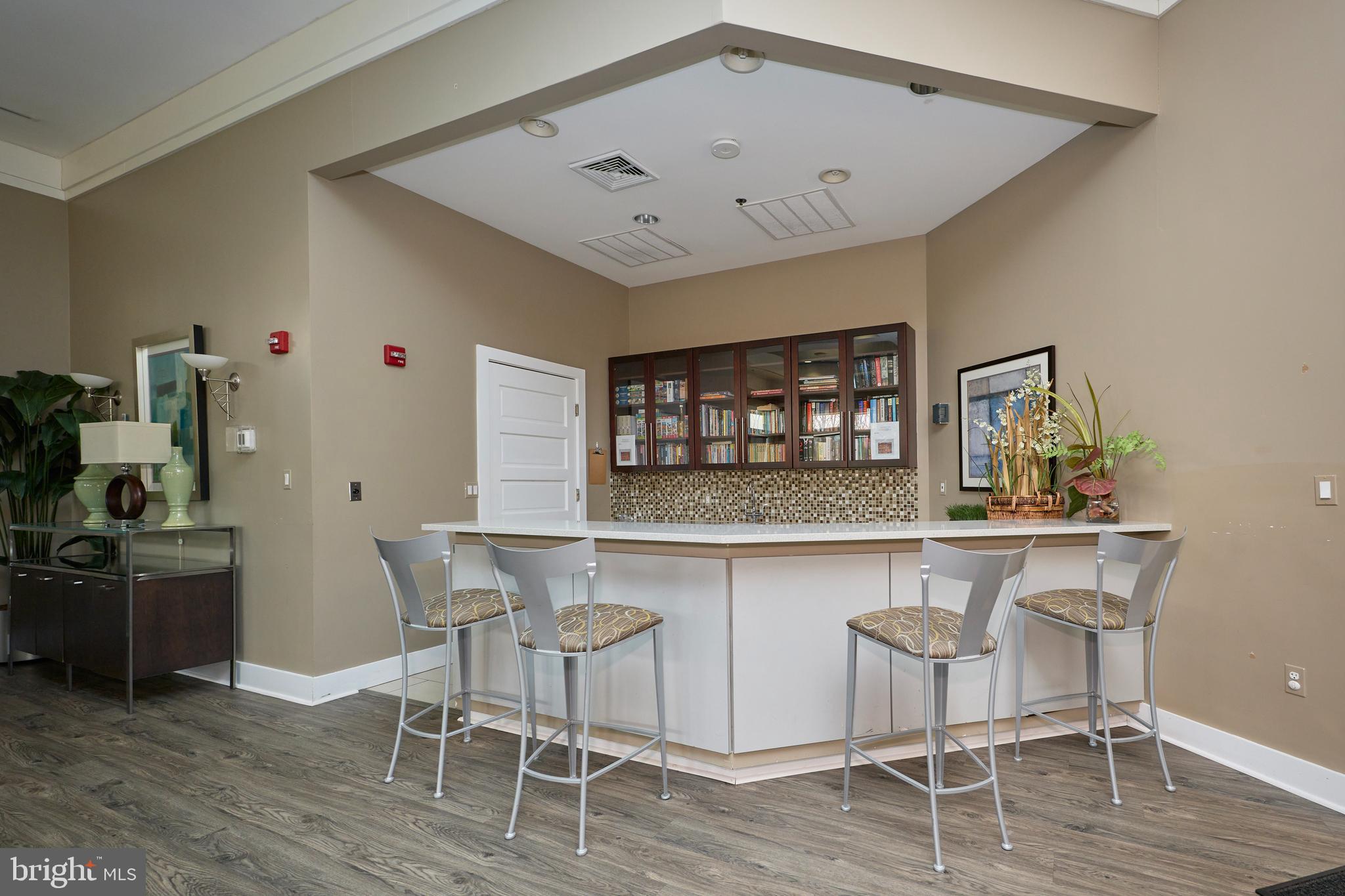 LANSDOWNE TOWN CENTER - Residential