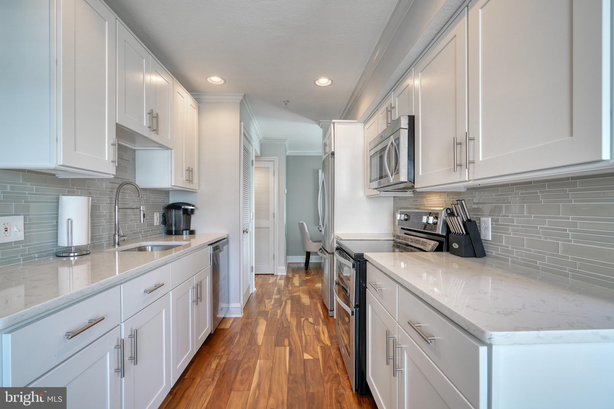 TOMES LANDING - Residential