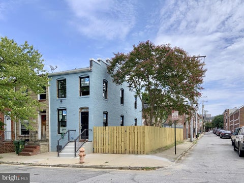 Townhouse For Sale - 109 Schroeder Street<br/> Baltimore City County, BALTIMORE, MD 21223