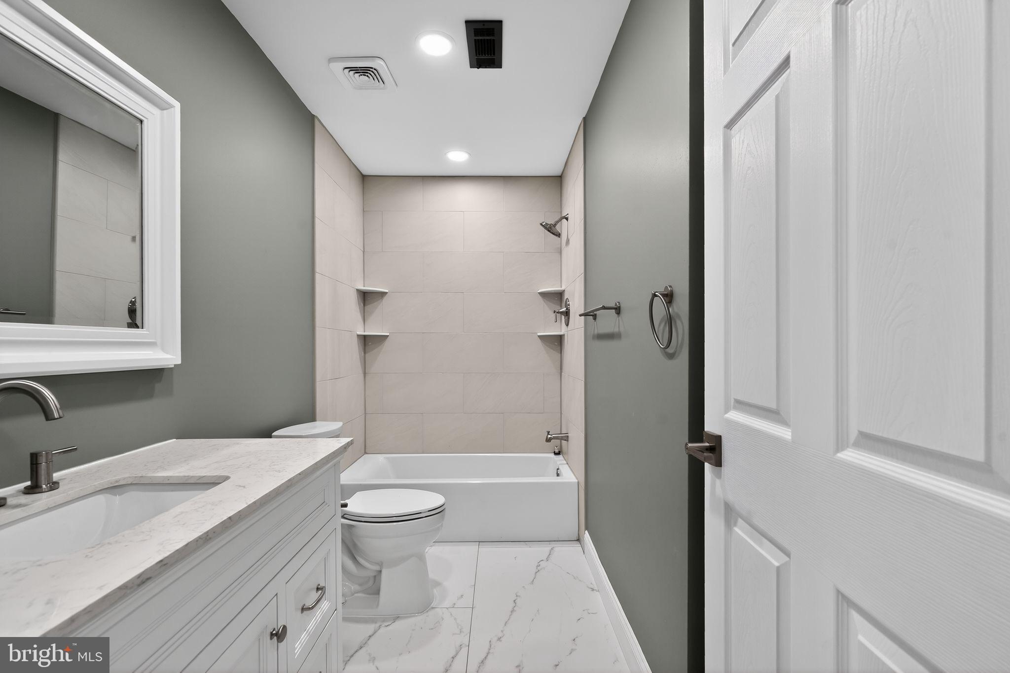 NONE AVA ILABLE - Residential