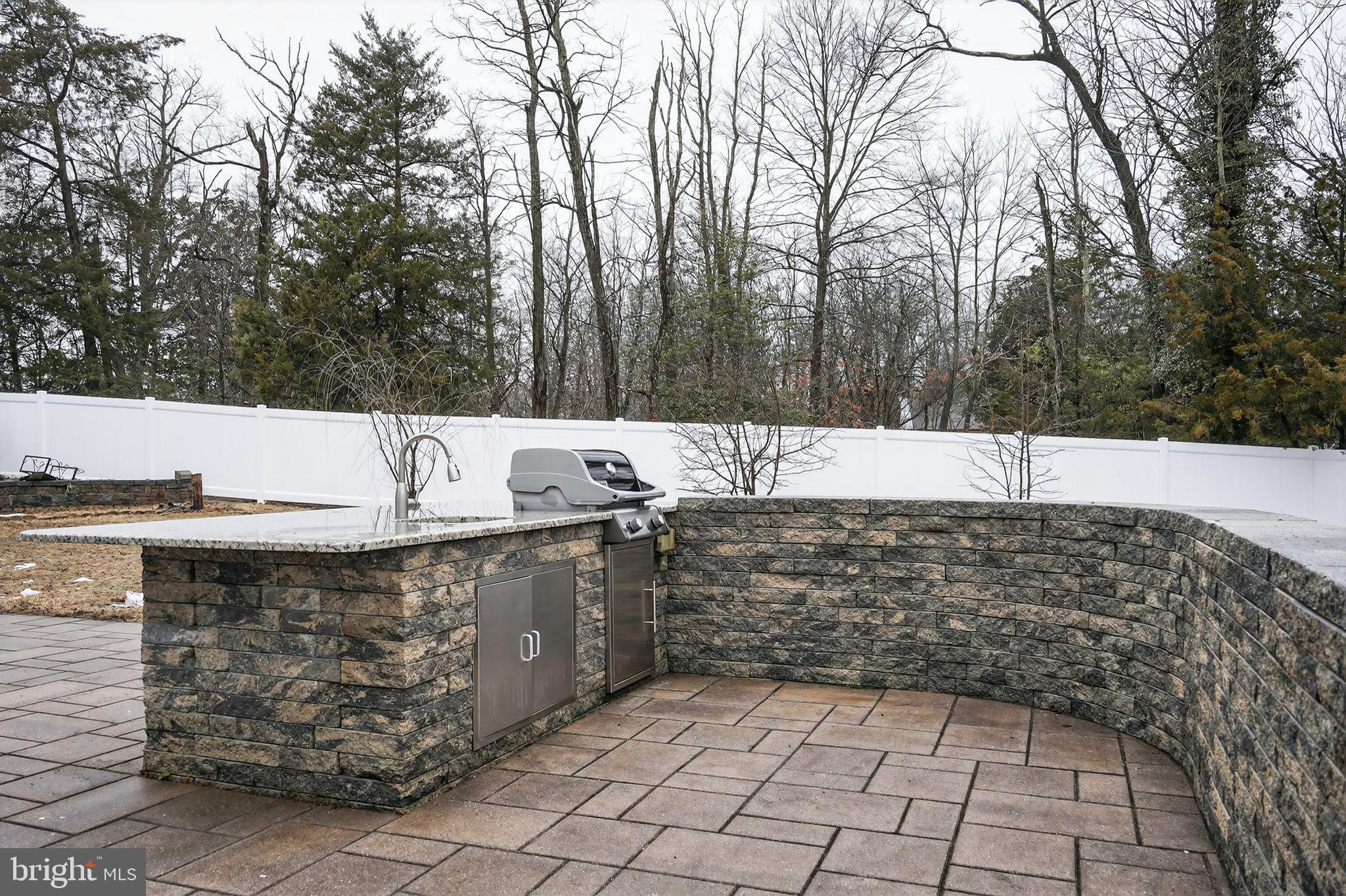 NONE AVA ILABLE - Residential