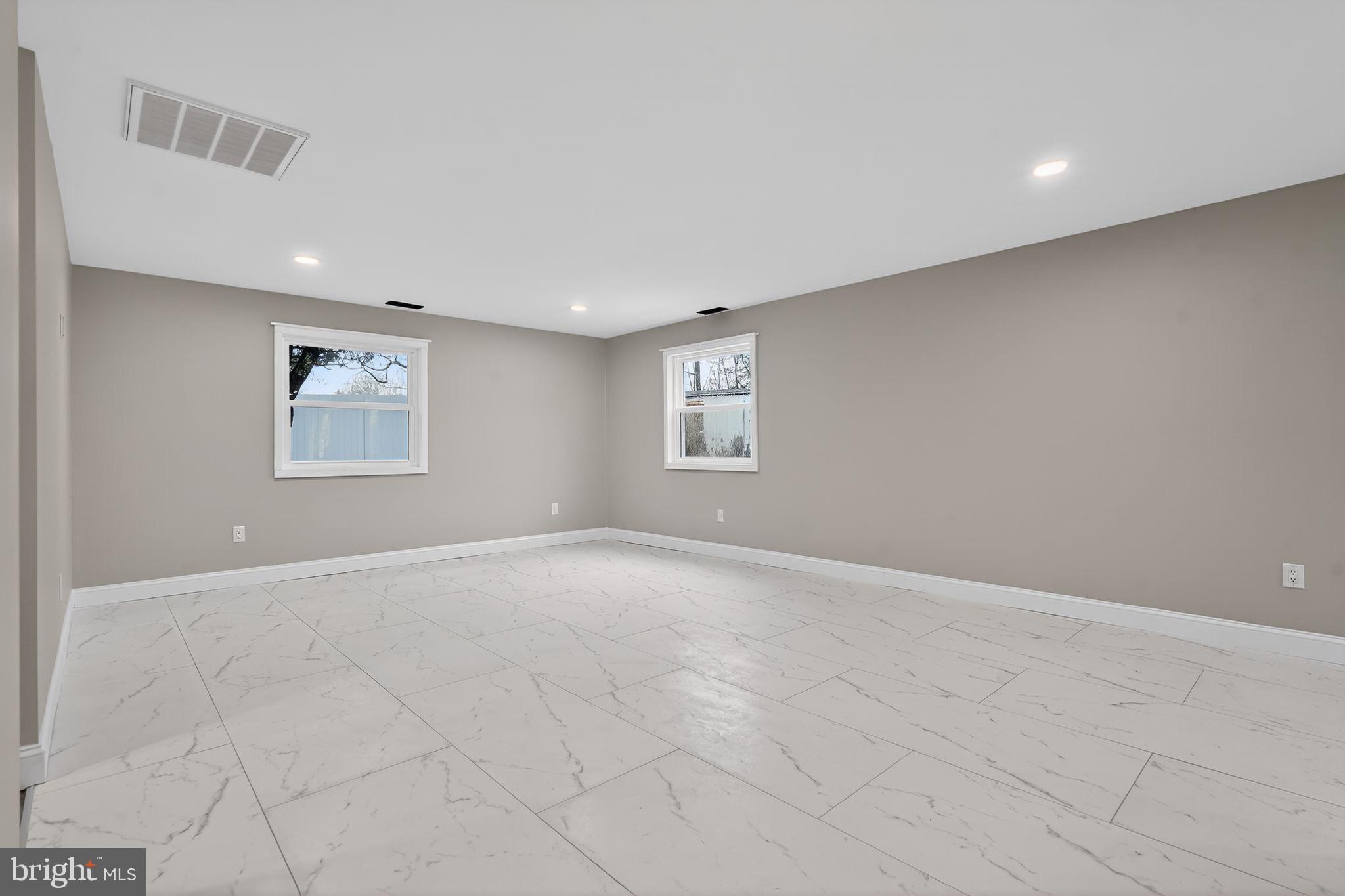 NONE AVA ILABLE - Residential