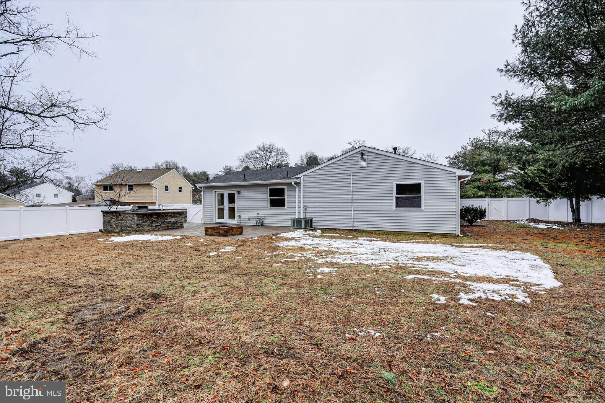 NONE AVA ILABLE - Residential