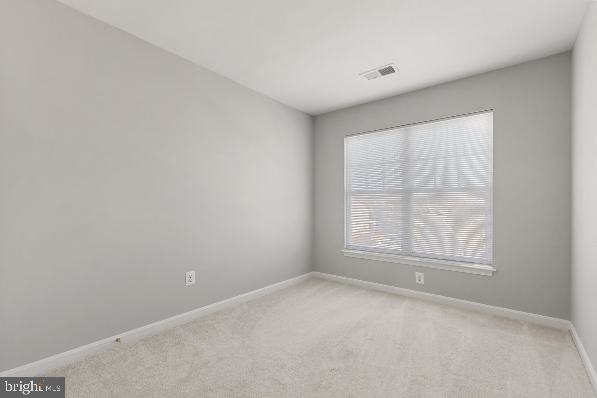 PEMBROOKE/VICTORY LAKES - Residential