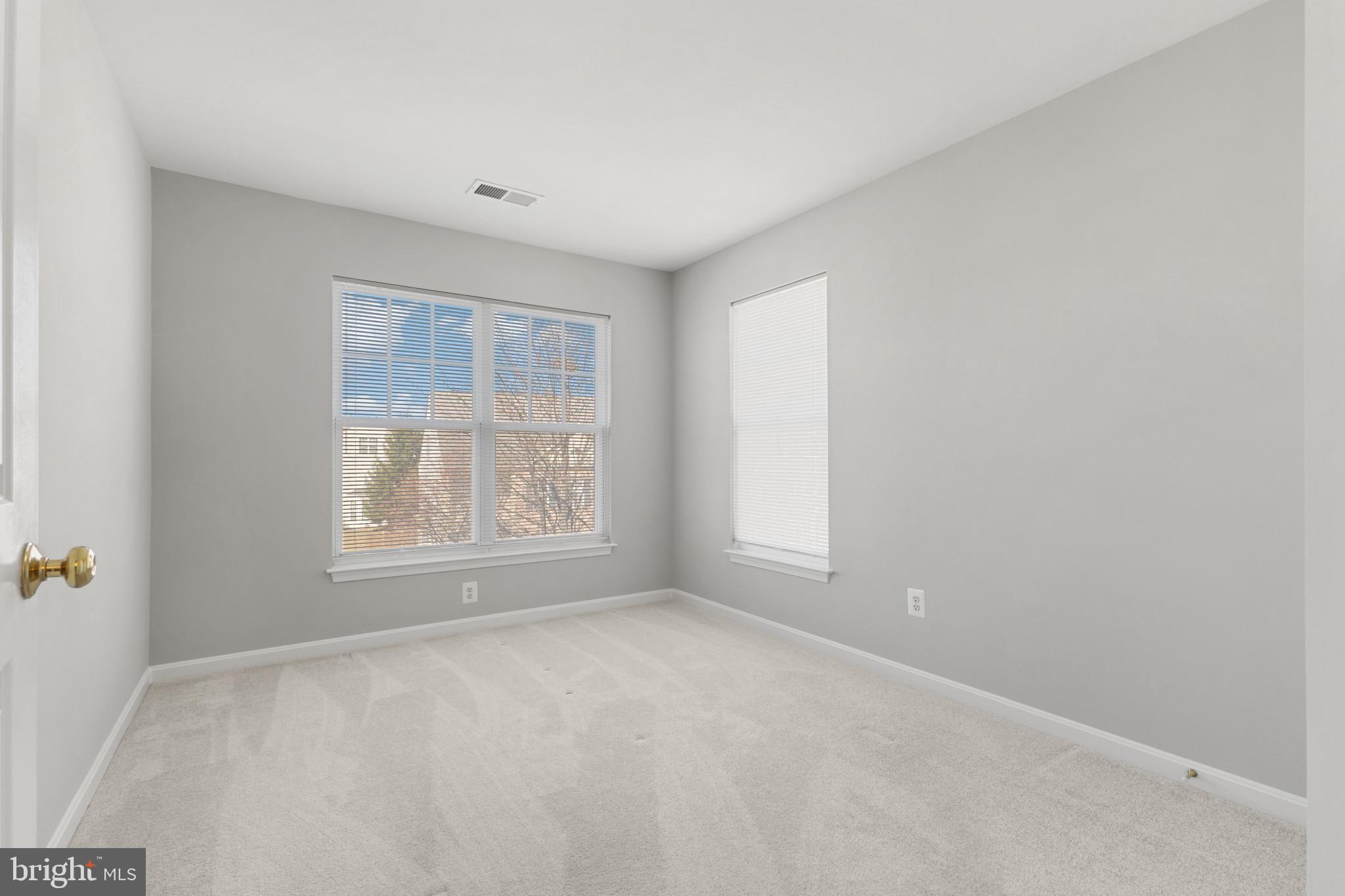 PEMBROOKE/VICTORY LAKES - Residential