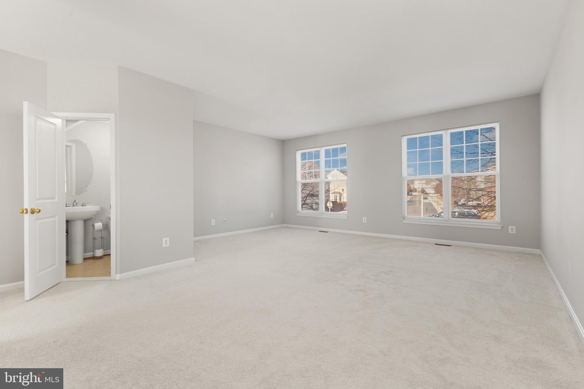 PEMBROOKE/VICTORY LAKES - Residential