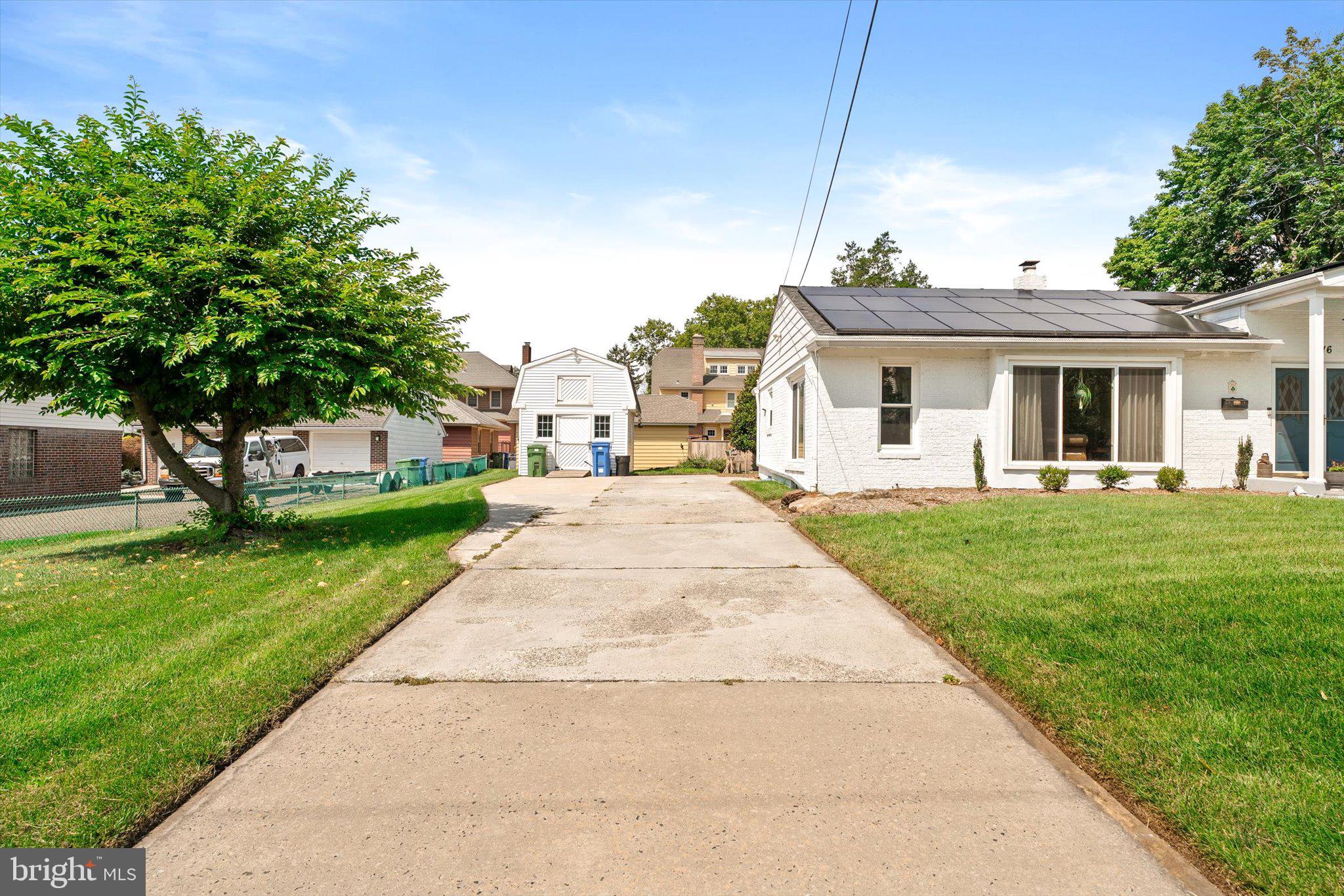16 SAINT MARTINS ROAD