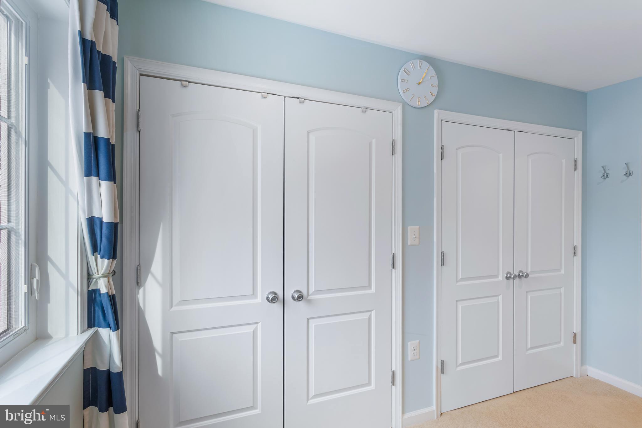 VEIRS MILL VILLAGE - Residential