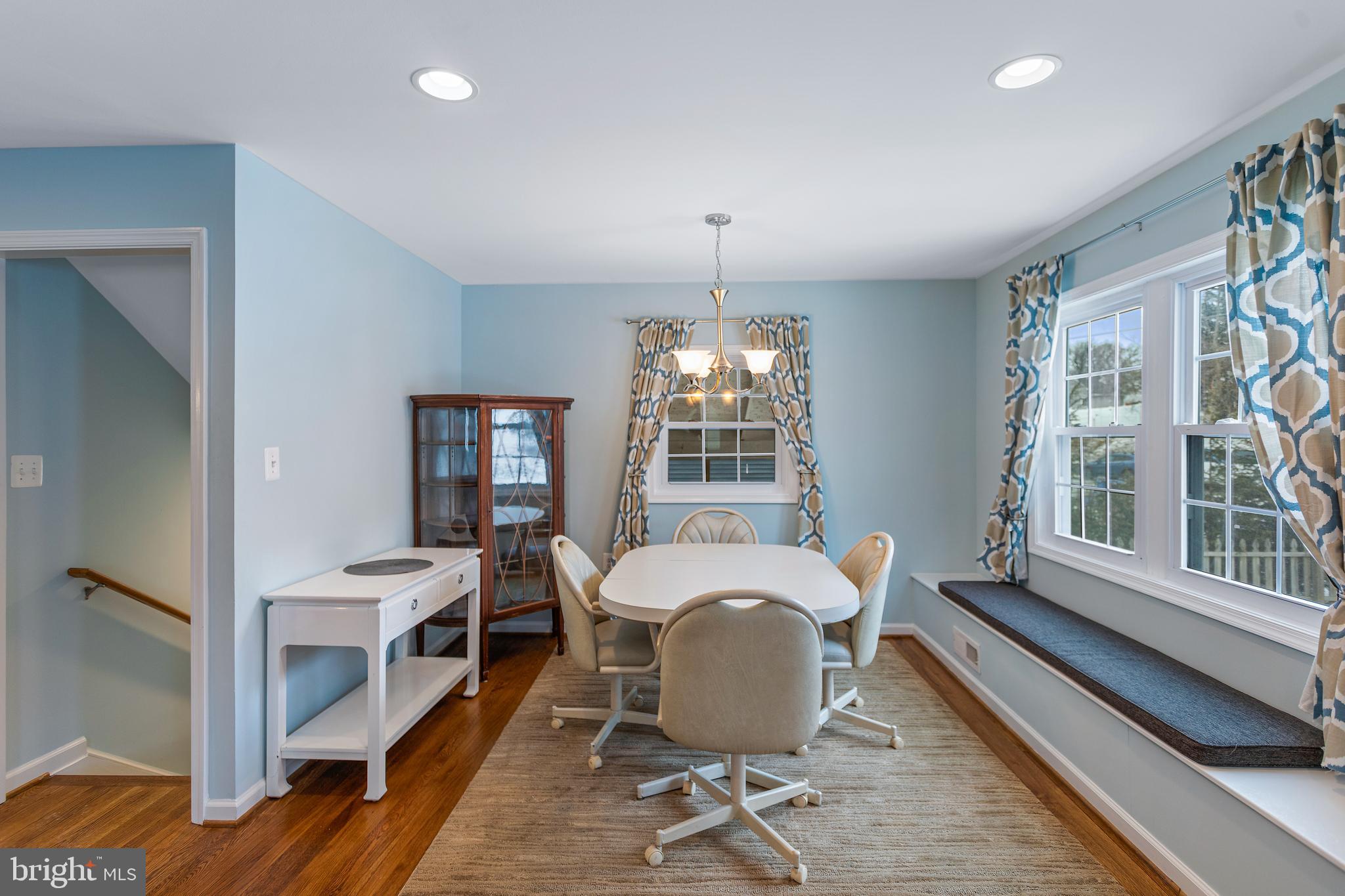 VEIRS MILL VILLAGE - Residential