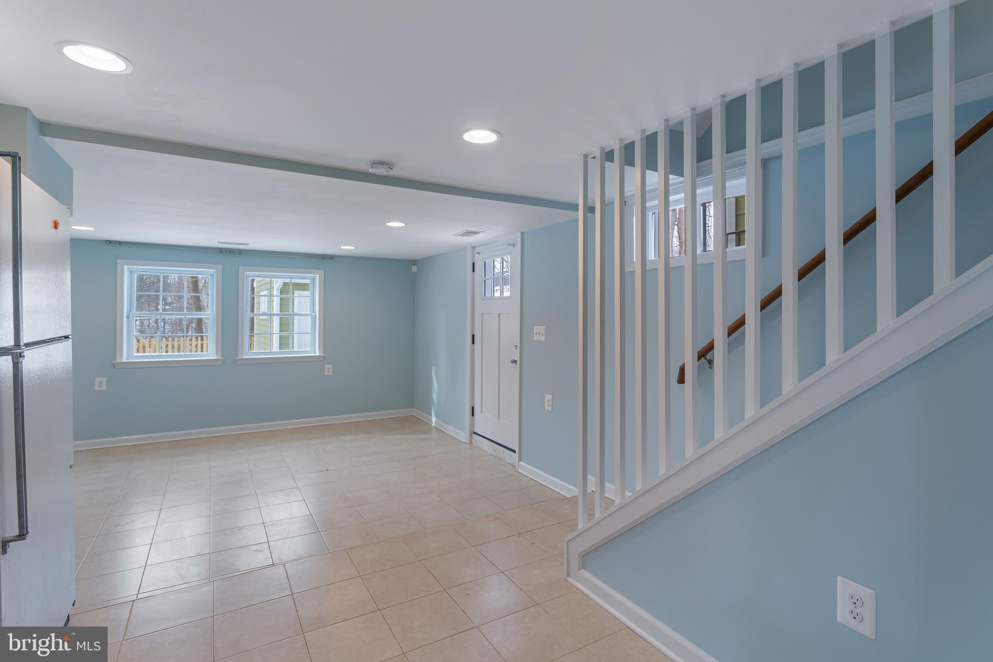 VEIRS MILL VILLAGE - Residential