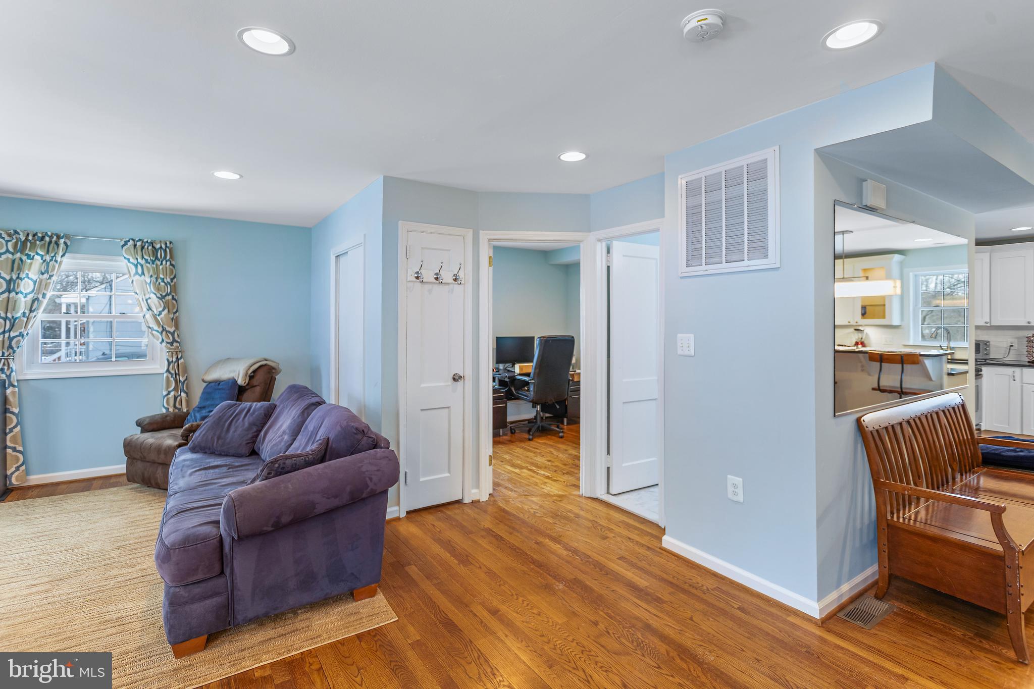 VEIRS MILL VILLAGE - Residential