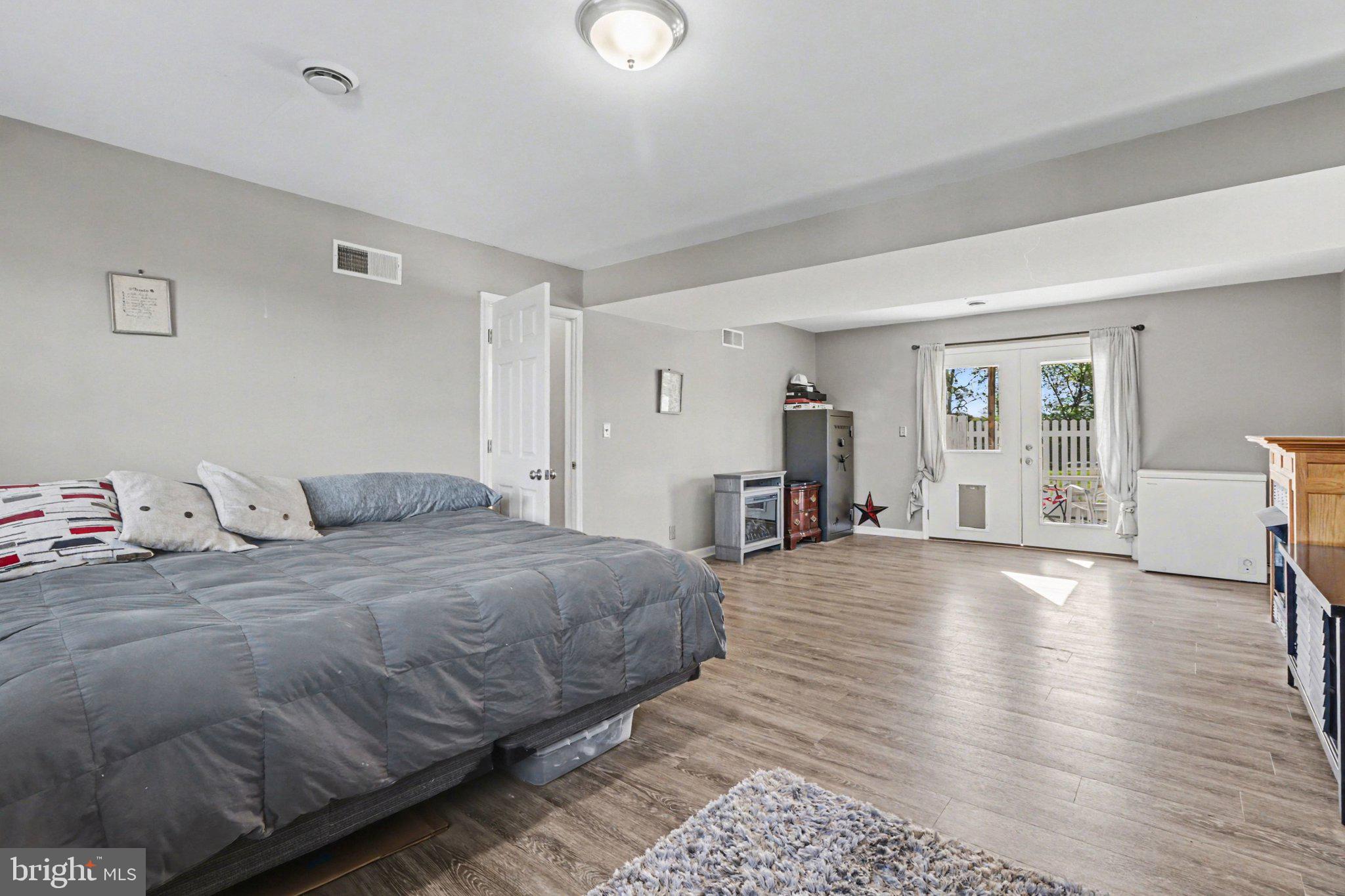 BRICK CHURCH ESTATES - Residential